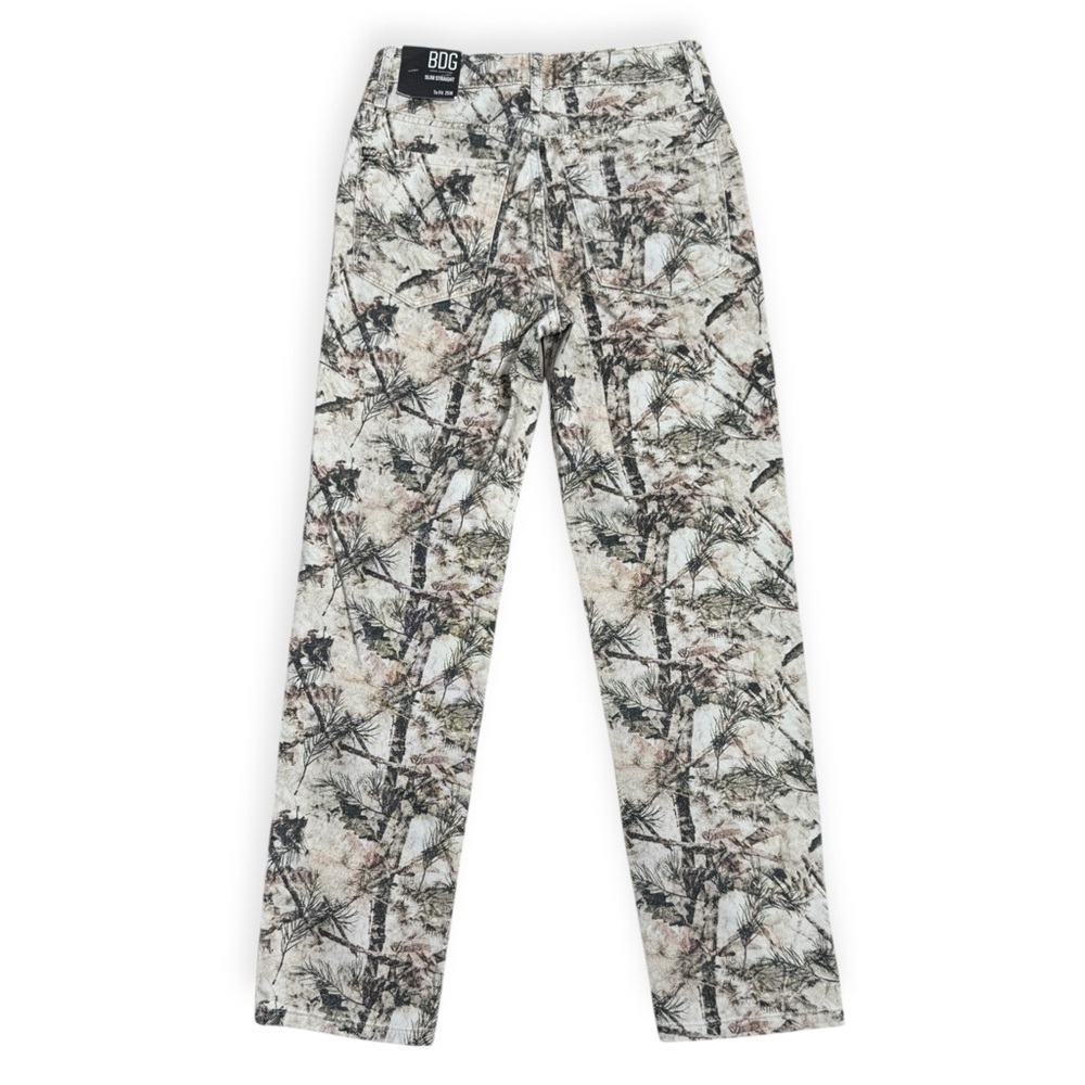 BDG High-Waisted Slim Straight Jean Cream Brown Green Camouflage Print Size 25 - Picture 6 of 8